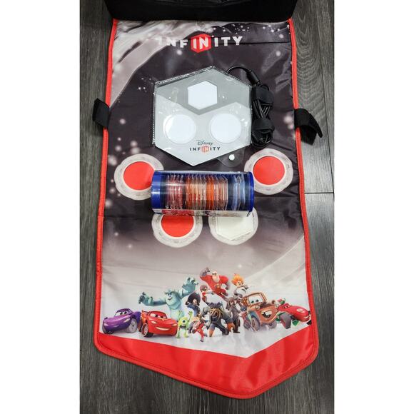 Disney Infinity 2.0 Pixar Characters Portal Pad Discs Book Games Case XBOX 360 - Picture 10 of 13